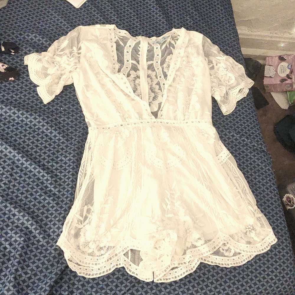 She + Sky Sheer White Floral Lace Plunging V Neck Romper, Scalloped Hem 🥵